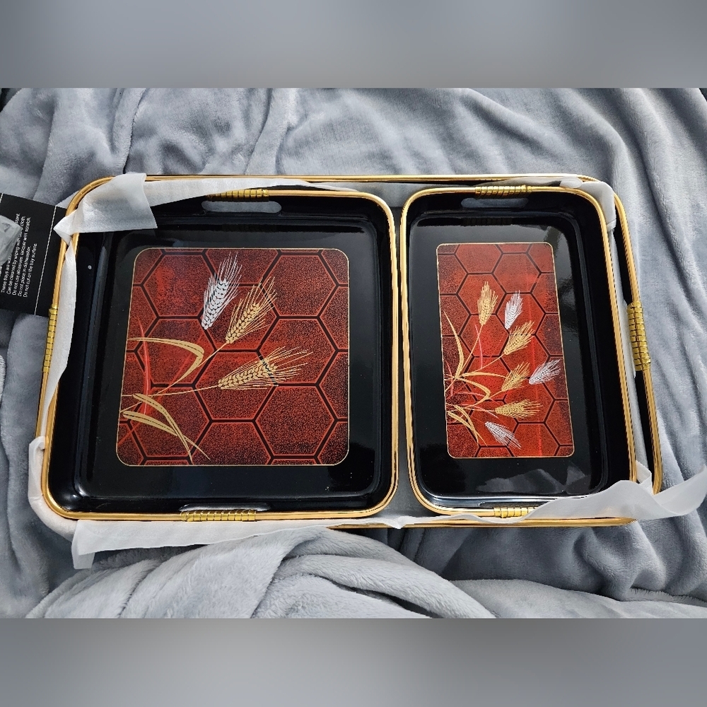 NEW - Vintage Lacquer Ware - Set of 3 Trays